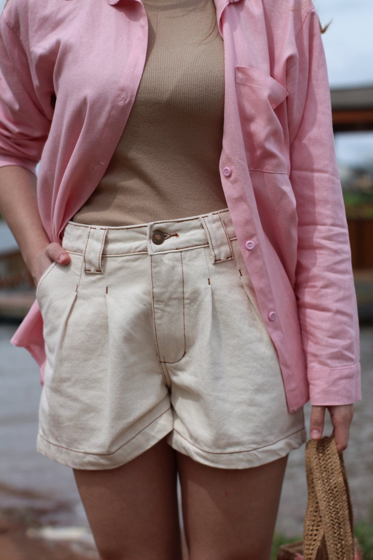 SHORTS OFF WHITE